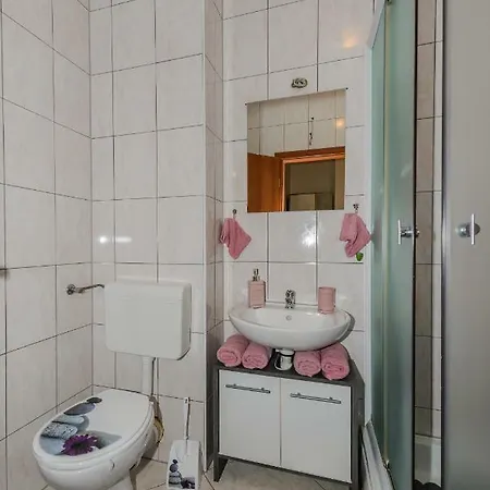 Apartment- Sunce